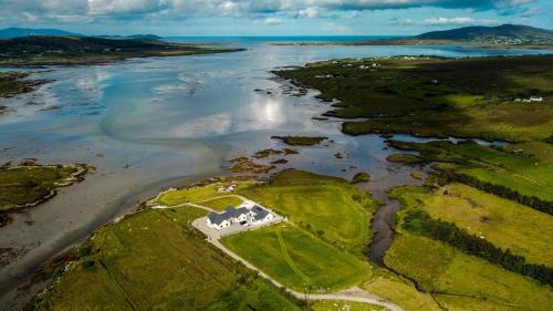 Lettermacaward Haus | Teach Tráighéanach