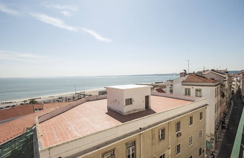 Santo Estevao Wohnung | Remedios IV - sonnig, atemberaubenden Blick auf den Fluss, fantastische Lage in der Altstadt