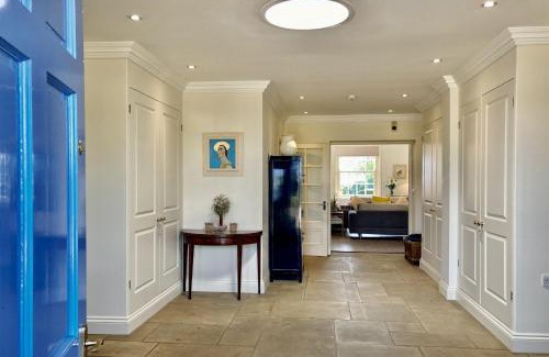 Compton Haus | Telegraph House by inspirestays-com