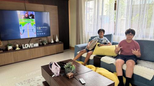 Dipolog Haus | TenEighteen Family Vacation Home