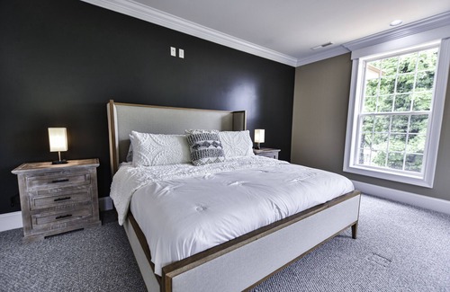 Dickel Haus | Minutes from Tim's Ford Lake and the Jack Daniels Distillery!!