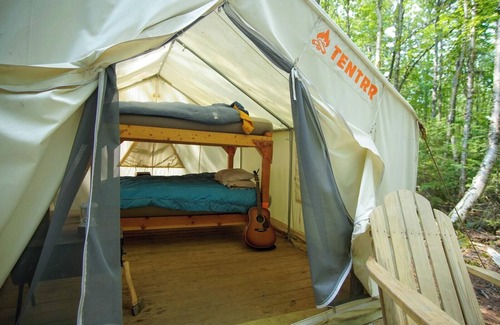 Rangeley Plantation Wohnmobilvermietung | Tentrr State Park Site - Maine Rangeley Lake State Park - North Woods Site - Sin