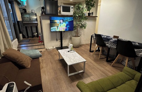 Nishi-Shinjuku Wohnung | Terrace, room with full kitchen. 3-minute walk from the station and within walking distance of the city center