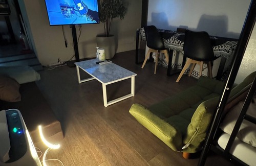 Nishi-Shinjuku Wohnung | Terrace, room with full kitchen. 3-minute walk from the station and within walking distance of the city center