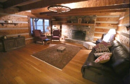 Franklin Kabine | Terrapin Station Suite with kitchenette TS1