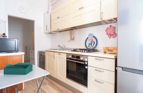 Introbio Wohnung | Terrazza Fucinetta - Zwei Schlafzimmer Wohnung, Schläft 6