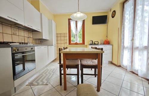 Clusone Wohnung | Terrazza Su Crosio a Clusone in centro!