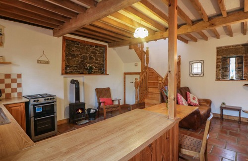 Moone Hütte | THE ABRAHAM, with open fire in Castledermot, County Kildare