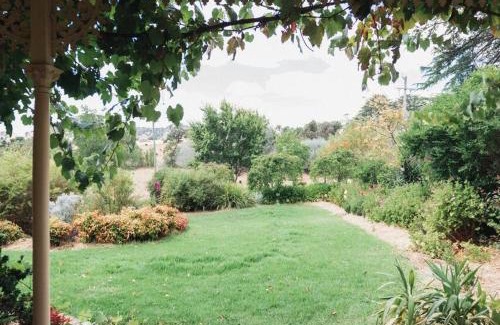 Tooborac Haus | The Acres of Tooborac Cottage