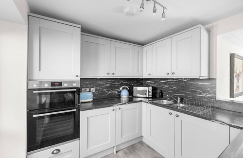 Carnoustie Skihütte | The Albatross - Everything's Above Par