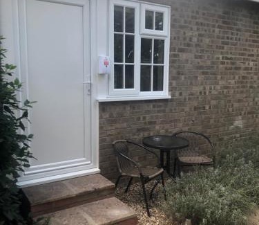 Mildenhall Wohnung | The Annexe II