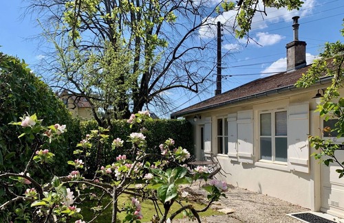 Besancon Haus | ANHANG 8, CHARME APARTMENT 4 ****