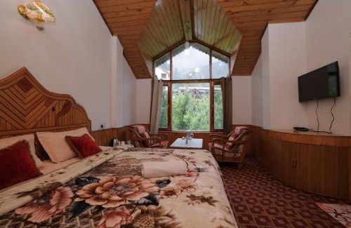 Manali Resort | The Applewood Villa Resort Romantic Mountain Retreat in Manali