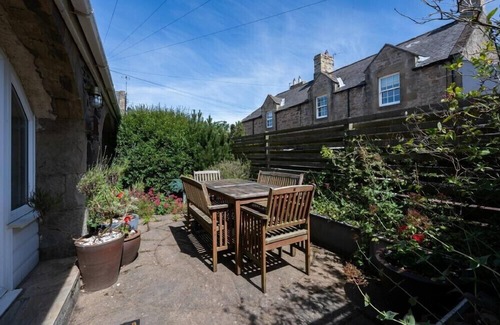 Waren Mill Hütte | THE ARCHES, pet friendly, with open fire in Bamburgh