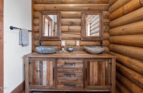 Tollgate Canyon Kabine | The Aspen Modern Log Cabin - Sleeps 10