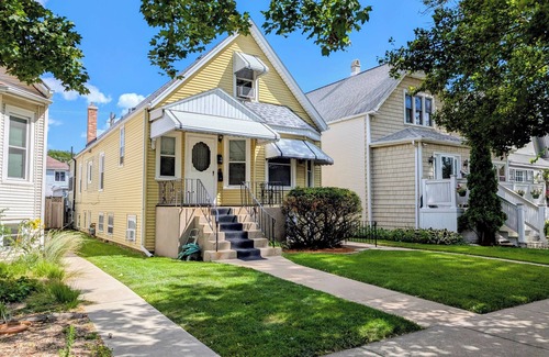 Irving Park East Wohnung | North-Side von Chicago in der Nähe von Wrigley