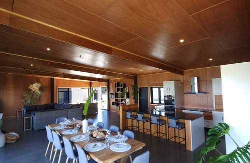 Kaimaumau Haus | The Bach 825, Kaimaumau, beside Rangaunu Harbour, in the beautiful Far North