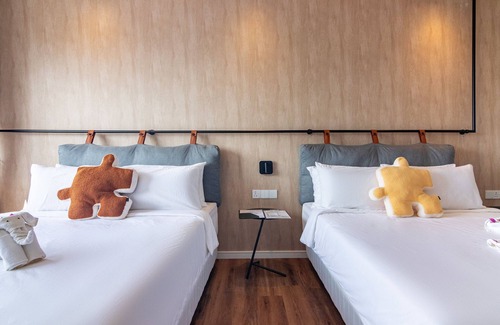 Kampung Simpah Hotel | The Bagan Suite