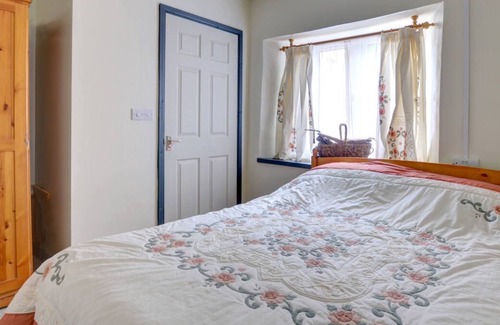 Llanwrtyd Wells Haus | The Bakery ist ein rustikales altes Steinhäuschen, einfach eingerichtet, aber mit modernen Annehmlichkeiten ausgestattet