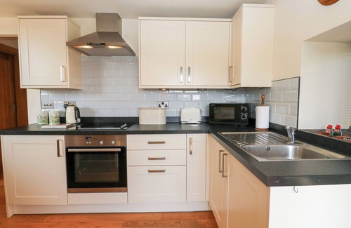 Sowerby Bridge Hütte | THE BARN AT HEATH HALL FARM, pet friendly in Sowerby Bridge