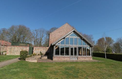Scawton Haus | The Barn