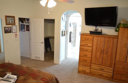 Page Bed & Breakfast | The Bear's Den B&B