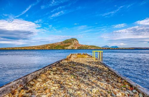 Rockwood Hotel | The Bear's Den