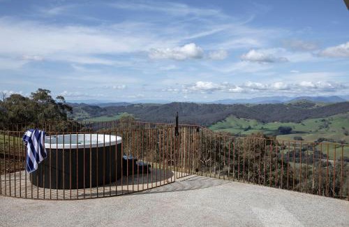Myrrhee Haus | The Bella Vista by Mt Bellevue