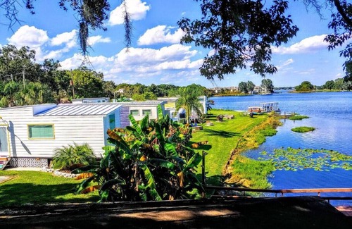 Northwest Orlando Haus | Das Bermuda - Helles und tropisches kleines Haus auf einem schönen See in im Stadtzentrum gelegenem Orlando, Florida