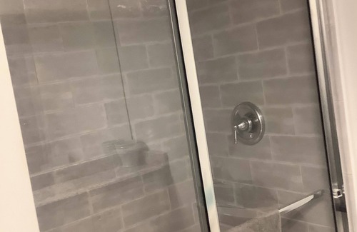 Mantoloking Eigentumswohnung | The best of both worlds! One bedroom condo on the beach with heated pool!