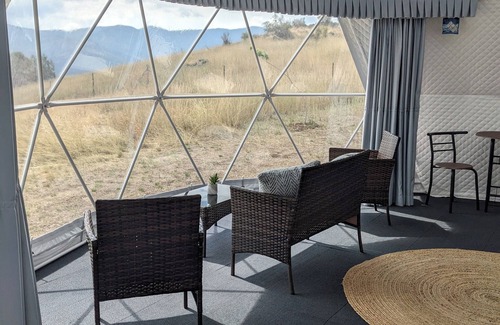 Plains Wohnmobilvermietung | The Bigfoot Dome with spectacular views in charming Plains, Montana.