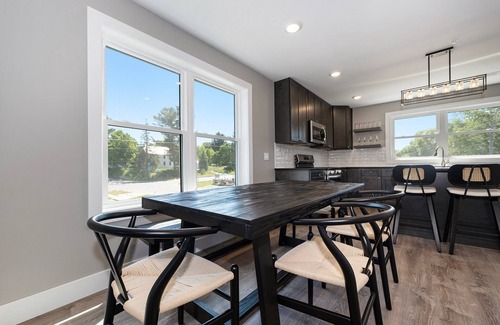 Lake Leelanau Eigentumswohnung | 🌤 The Birches - Condotel Downtown Lake Leelanau ➠ Unit 5