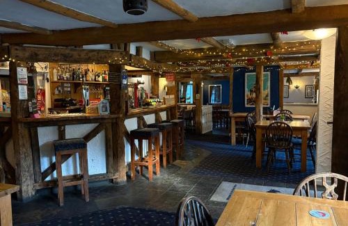 Dursley Hotel | The Black Horse Inn