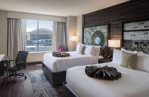 University District Hotel | The Blackwell Inn and Pfahl Conference Center