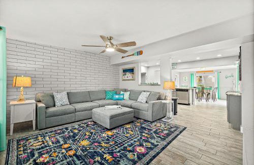 Van Valzah Haus | The Blue Anchor Cottage