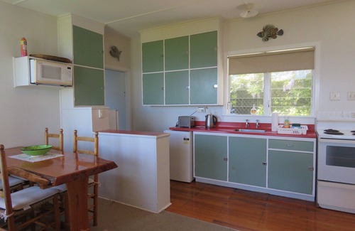 Coopers Beach Haus | THE BLUE BACH - KIWI QUINTESSENTIAL