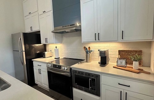 Baton Rouge Haus | The Blue Heron Haven—your perfect getaway just minutes from the heart of LSU!