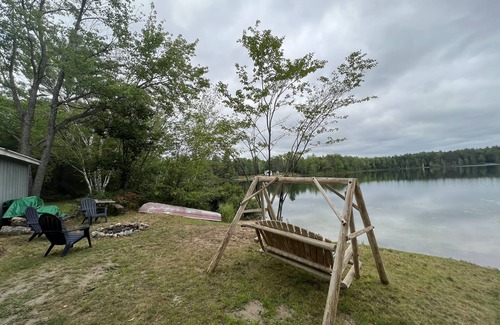 Frederic Hütte | The Bluegill Lake House- A Peaceful and Relaxing Getaway
