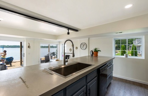 Sand Creek Haus | The Boathouse at Evans Lake