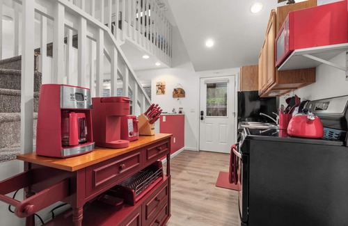 Agpar Haus | Bootshaus am Lake McDonald BSP