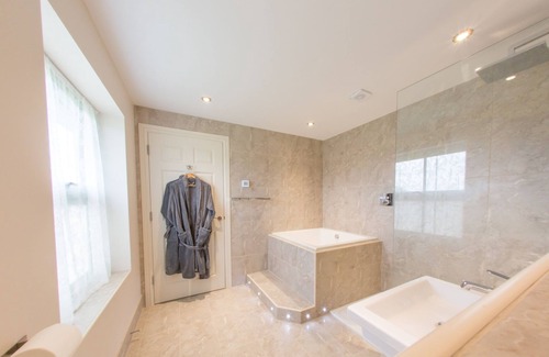 Bridgwater Hotel | The Bower Inn