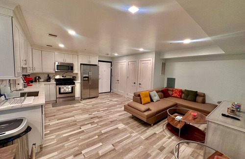 Paterson Wohnung | The Brand New Suite: 2BR with Parking