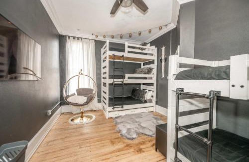 Blanchester Haus | The Brick Dachshund - Chic for 9