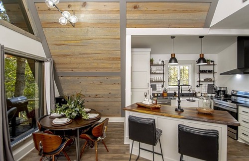 Saint Joe Skihütte | The Bridge House Rock Hot Tub Buffalo River