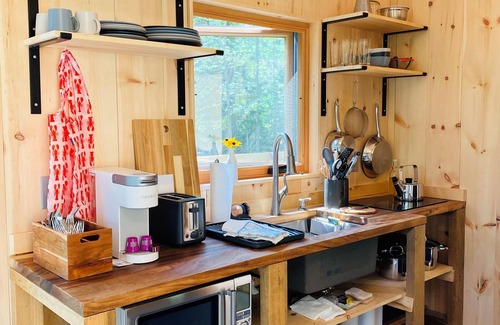 Sedgwick Kabine | The Cabins at Currier Landing Cabin 3: Pine