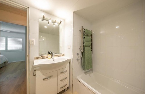 Forster Wohnung | The Camelot U4 Level 1 Water Front