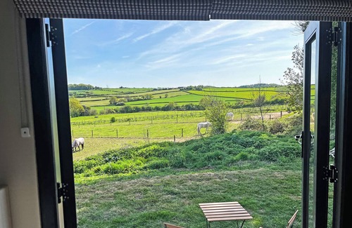 Alfreton Hütte | The Carriage - UK48947