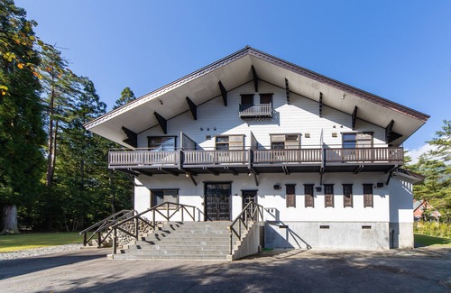 Echo Land Skihütte | The Castle