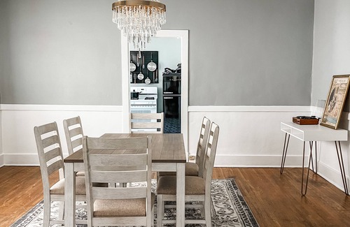 Midtown Haus | The Chandelier Loft of Midtown - Near It All!