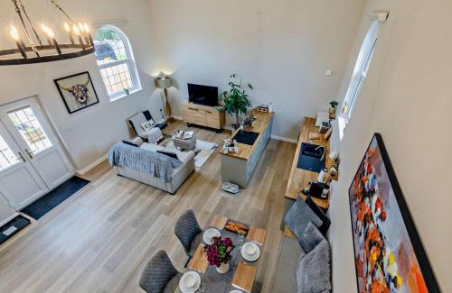 Northway Haus | The Chapel - Kinsham